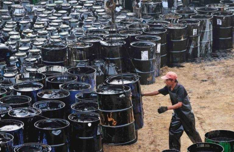 El barriil del petróleo ha mantenido una tendencia alcista debido a los conflictos internacionales.