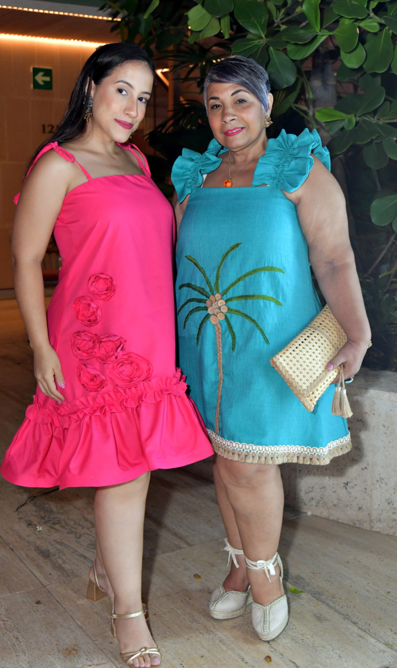 Genésis Ruiz y Gina Collado