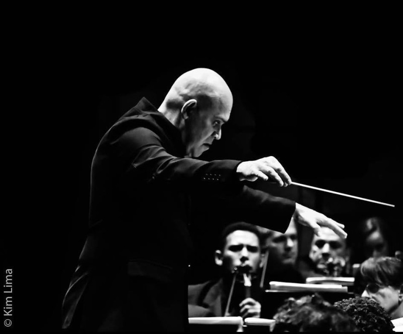 Una nueva experiencia sinfónica con Vicente García en el teatro nacional.