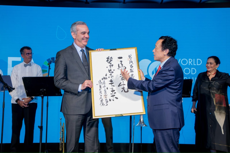 El director general de la Organización de las Naciones Unidas para la Alimentación y la Agricultura (FAO), Qu Dongyu, reconoció a Luis Abinader por sacar a RD del Mapa del Hambre.