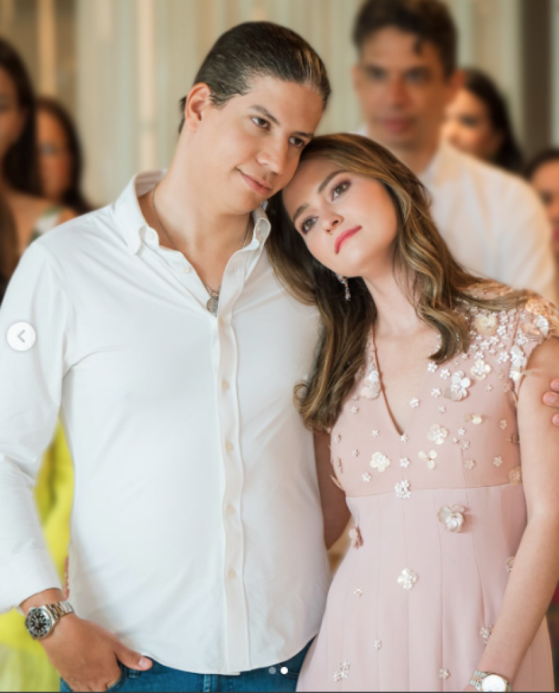 Alexandra Grullón unto a su esposo, Eduardo Guarionex Estrella, ambos fallecidos en la tragedia del Jet Set.