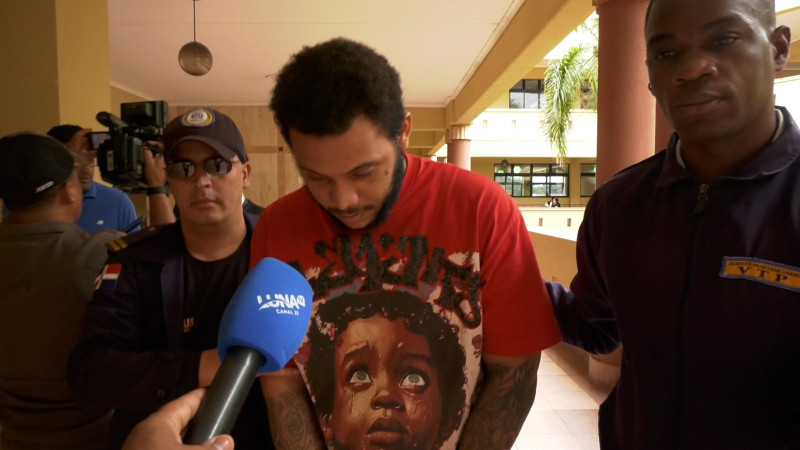 Un tribunal varió la medida de coerción que favorecía a Jhovanny de Jesús Mets Cruz y le impuso prisión preventiva.