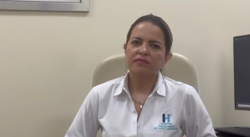 Dhamelisse Then, directora del Hospital Hugo Menoza, brinda detalles del estado del joven Roniel