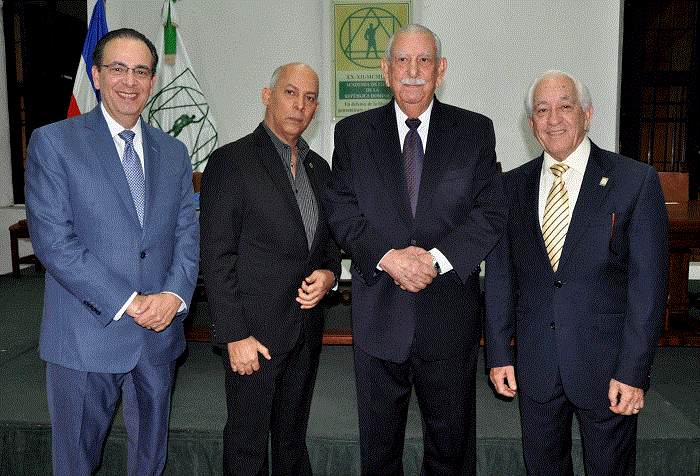 Arnaldo Espaillat Matos, Eduardo Gautreau de Windt, Arnaldo Espaillar Cabral y Luis Scheker Ortiz.