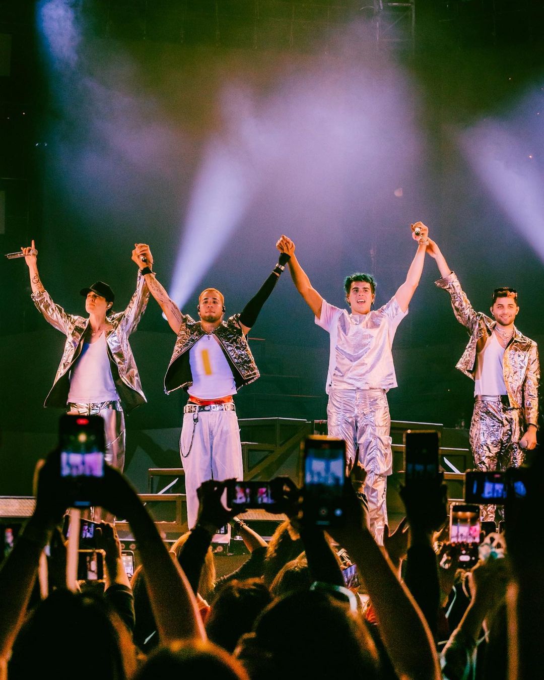 Richard Camacho, Erick Brian Colón, Christopher Vélez y Zabdiel De Jesús, integrantes del grupo latino CNCO.