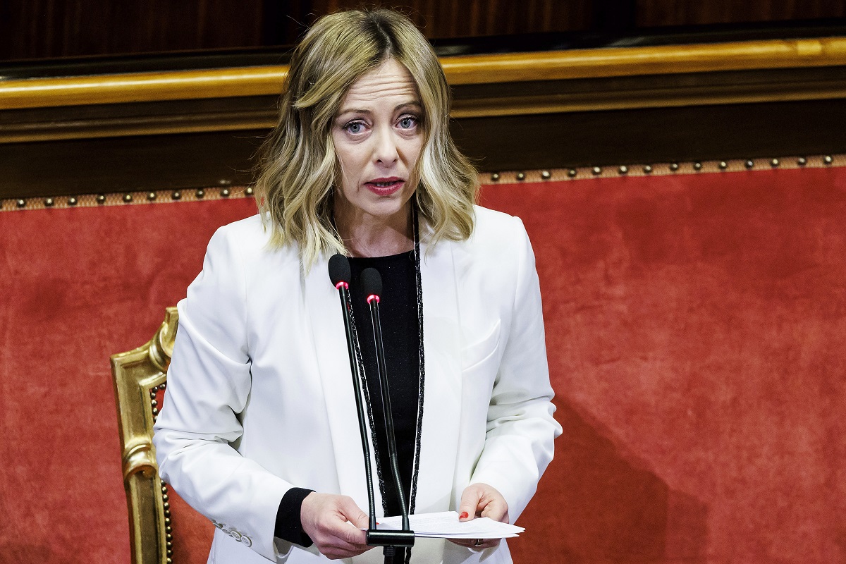 La primera ministra de Italia, Giorgia Meloni, habla en el Senado al inicio de una cumbre Italia-África en Roma, el lunes 29 de enero de 2024.
