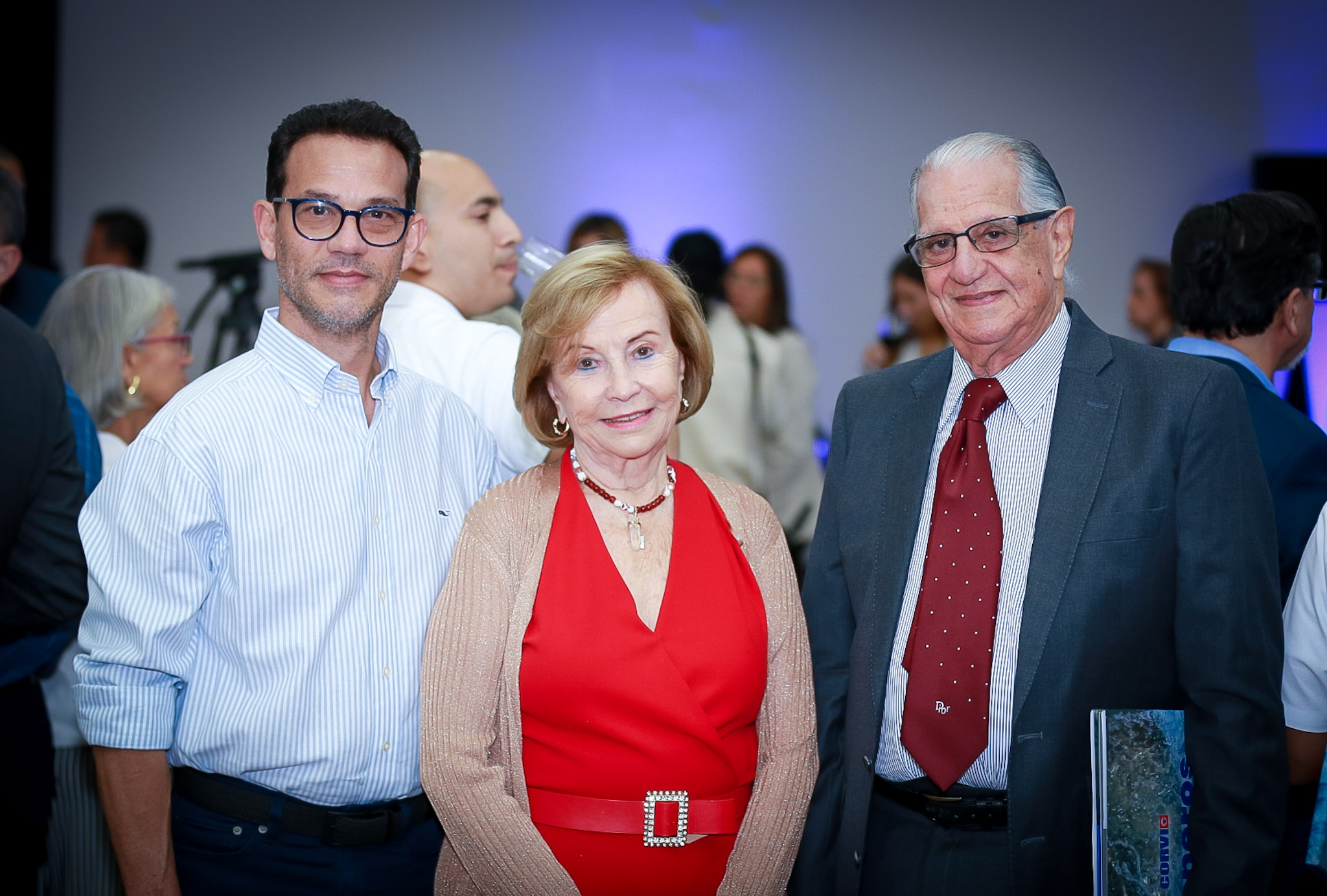 Alexis Fernandez, Tatiana de Fernandez y Francisco Fernandez Claventi.