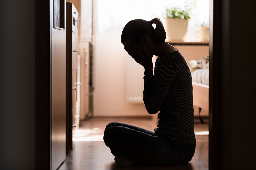 Mujeres tienen mayor riesgo de sufrir depresión, revela estudio