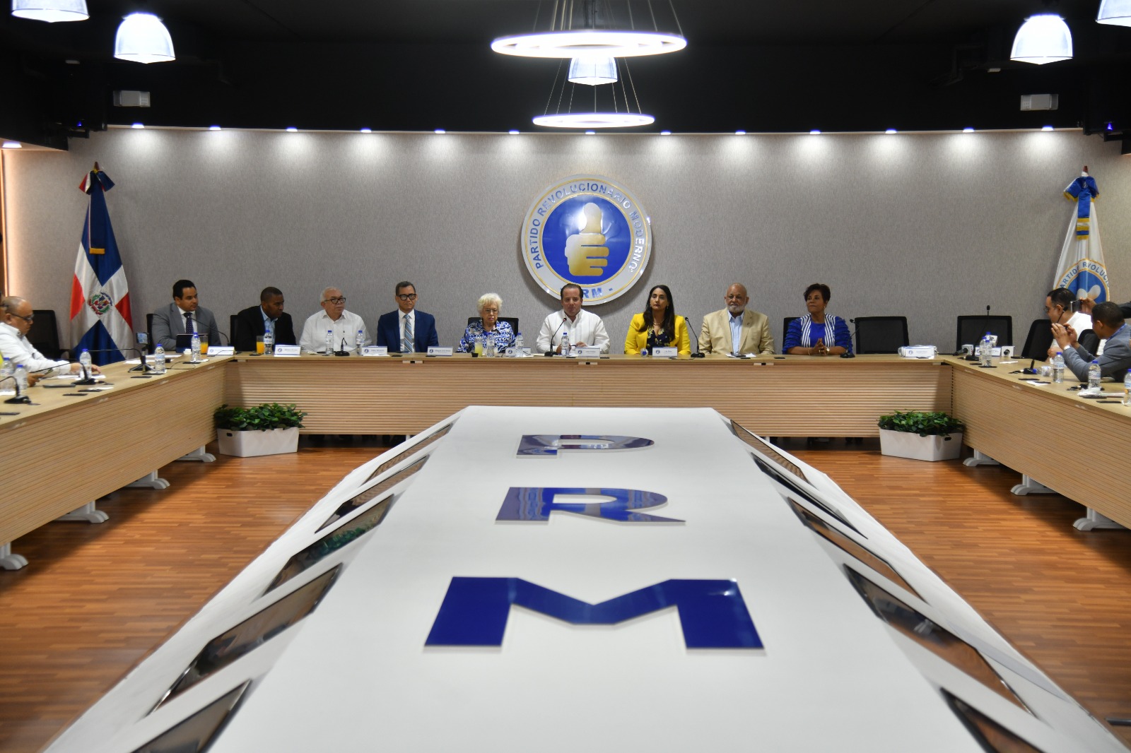 PRM anuncia que cambiará sus estatutos y designa una comisión especial ...