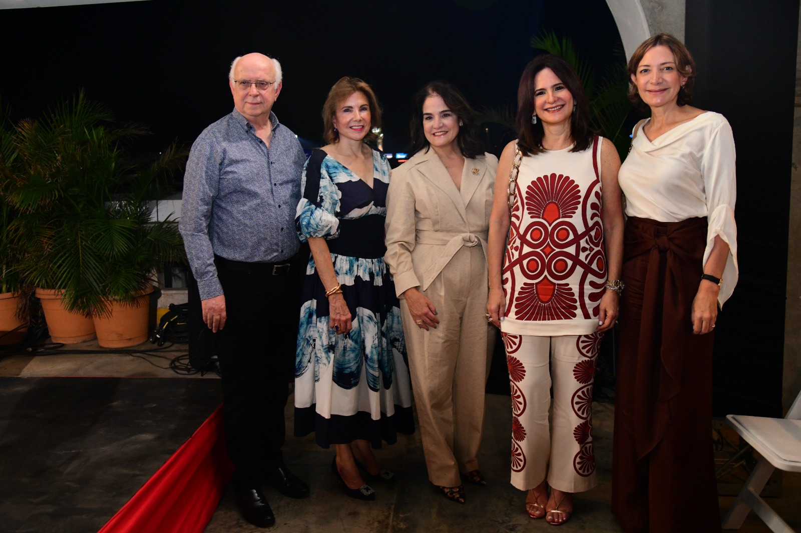 Jos Singer, Rosa Verdeja, Teresa Montes, Bethania de Rizek e Isabel Turull.