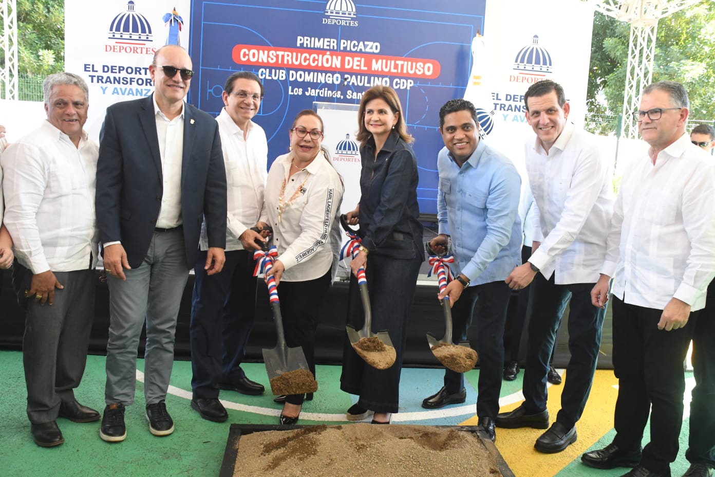 La vice y el ministro de Deportes inauguran trabajos de construcción ...