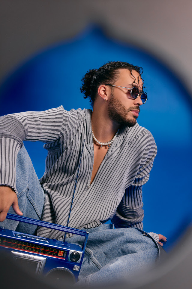 "How Deep Is Your Love", la bachata en spanglish de Prince Royce