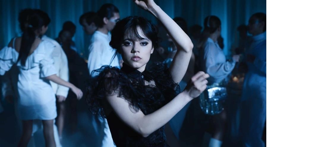 Jenna Ortega, actriz estadounidense de ascendencia mexicana, asume el rol de la Merlina de 