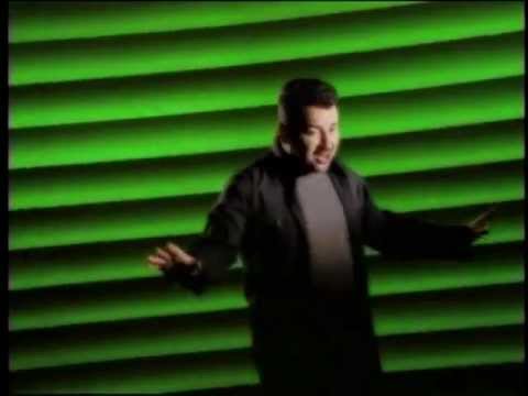 Music video by Joseph Fonseca performing Noches De Fantasia.
(C) 2000 Karen Records
