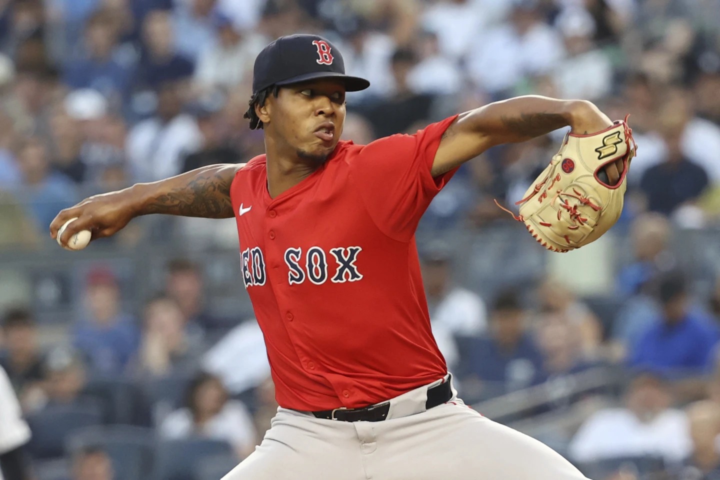 Bryan Bello permite 3 hits en 7 entradas y los Medias Rojas blanquean ...