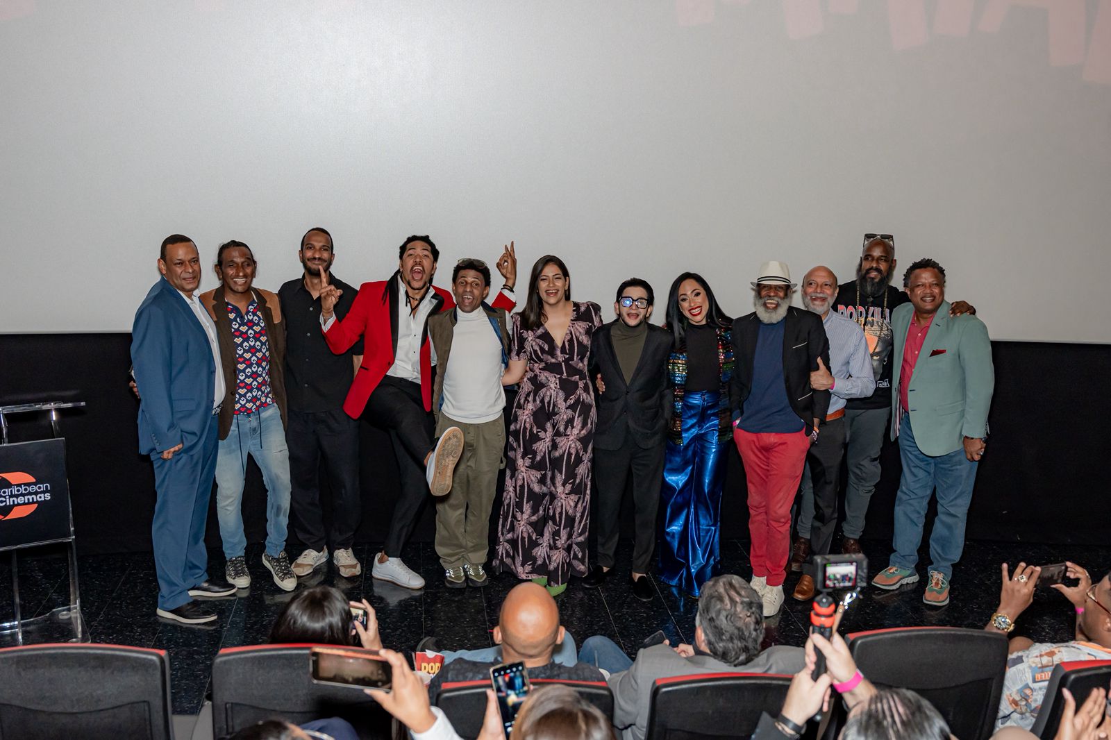 Equipo y elenco de Carlota la más barrial