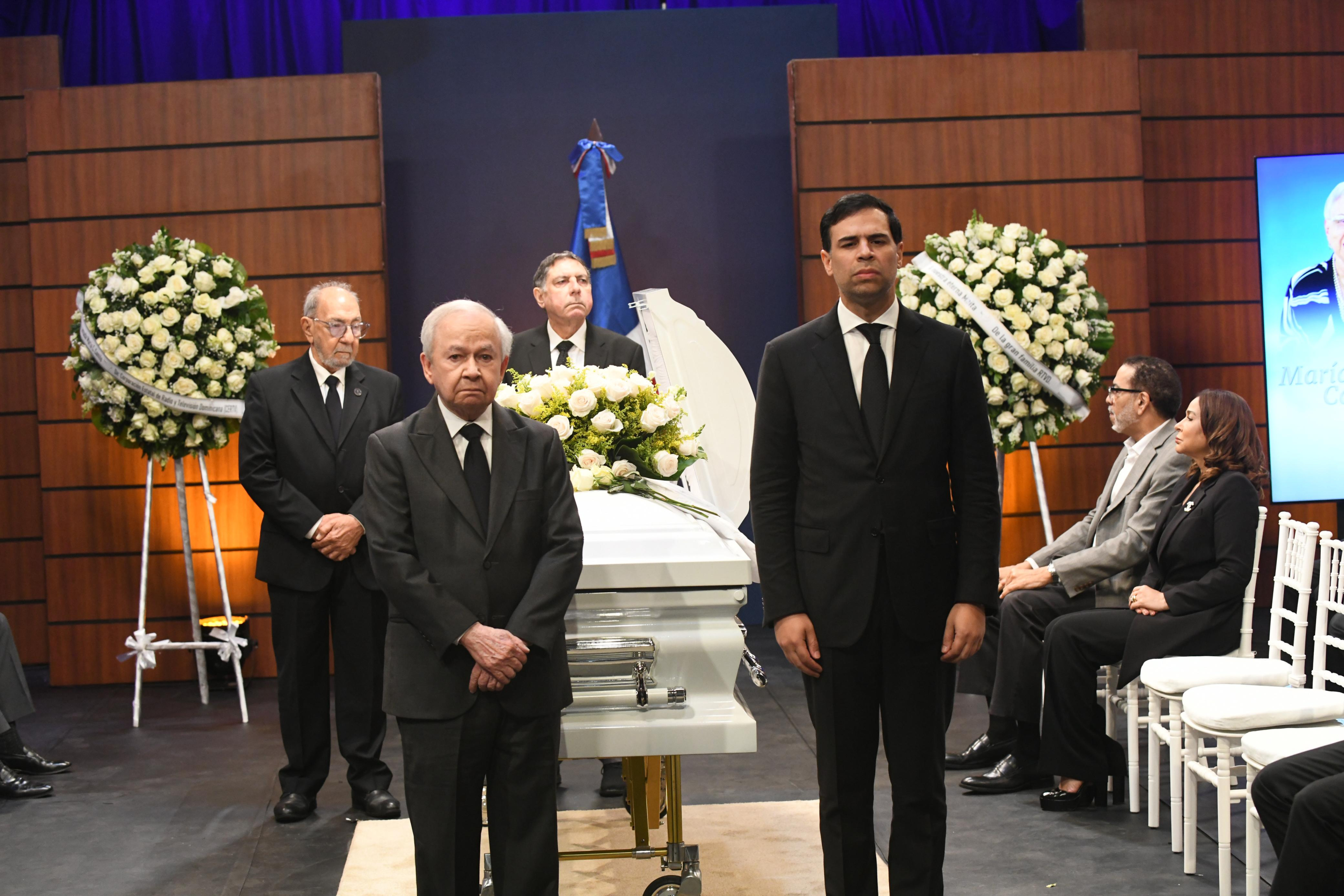 Honras fúnebres de María Cristina Camilo