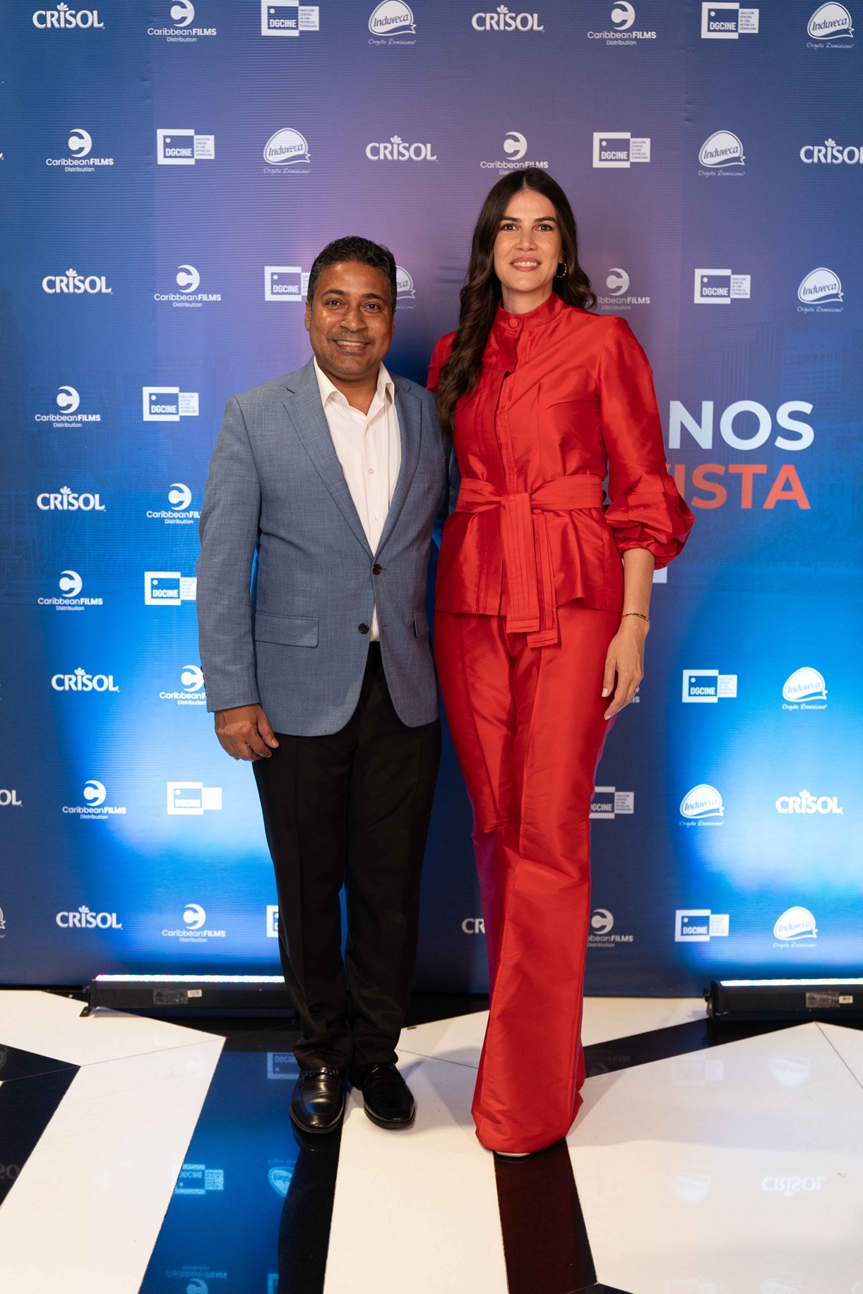 Ángel Laureano y Marianne Cruz González durante la premier del documental “Dominicanos a simple vista Boston+”.