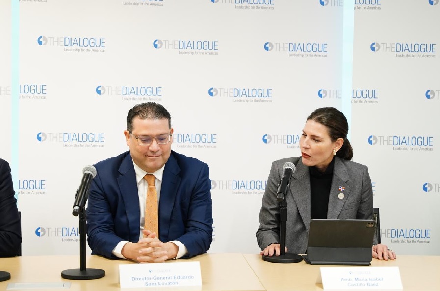 Yayo Sanz Lovaton y María Isabel Castillo.