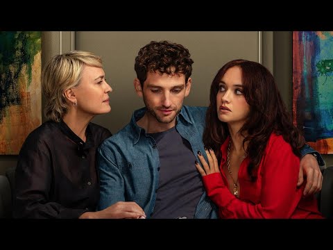 La Novia | Tráiler en Español (Serie de Amazon Prime Video) 

Serie de TV (2025-). 1 temporada, 6 episodios. Laura lo tiene todo: una carrera brillante, un marido que la quiere y a su hijo, Daniel. Pero su vida empieza a desmoronarse cuando Daniel le presenta a Cherry, una novia que lo cambia todo. Tras un primer encuentro tenso, Laura empieza a sospechar que Cherry oculta algo. ¿Es una manipuladora o solo son paranoias de Laura? La verdad depende de quién la cuente.

Género: Dram

¡Todos los tráilers en un solo canal y en Español! ¡Suscríbete para ver los nuevos y mejores tráilers, escenas de películas y más vídeos en exclusividad! 

