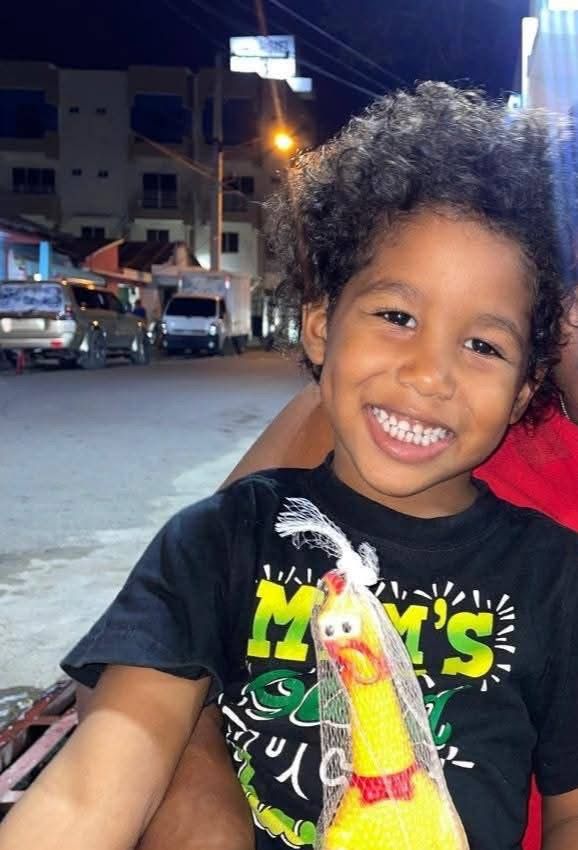 Muere niño de 4 años ahogado en una piscina en Loma de Cabrera