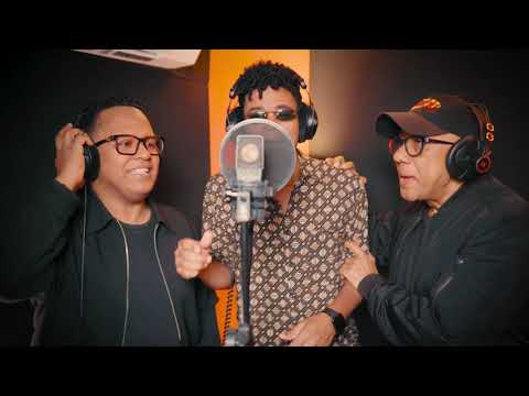 Producción y Dirección Audiovisual: AG Director

Personal Artistico:
Ilan Chester - Autor
Saymon Guzmán - Cantante
Saymon Guzmán, Hamlet Vargas y Dioni Fernández - Coros
Harold Dandeliz - Trompetas
Junior Frias - Saxofones
Octavio Madera - Percusión
Hamlet Vargas - Bajo
Dioni Fernández - Piano y Teclados

Dioni Fernández - Arreglista y Productor
Estudio de grabación - HV Estudio y DF Estudio
Dioni Fernández - Mixing y Mastering