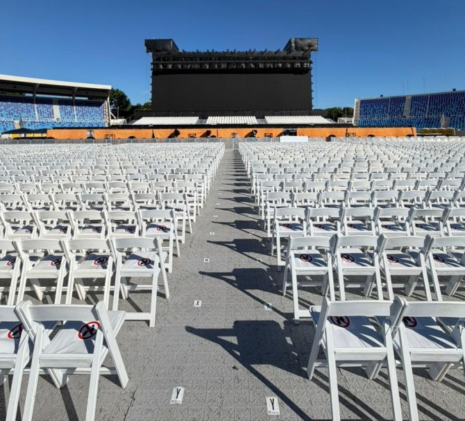 El Estadio Olímpico a la espera de los vecinos que disfrutarán del show de Bad Bunny.