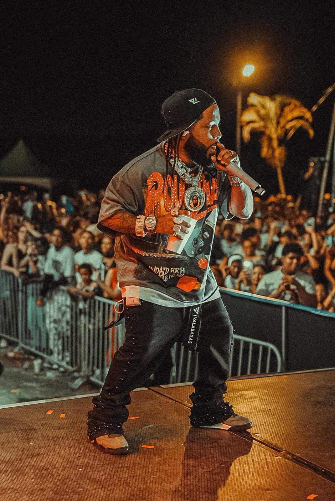 Chimbala con su poderío urbano ante la multitud que protagonizó el domingo 23 de noviembre la 