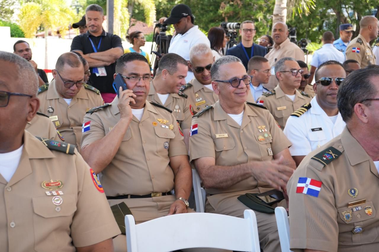 Miembros de las Fuerzas Armadas.