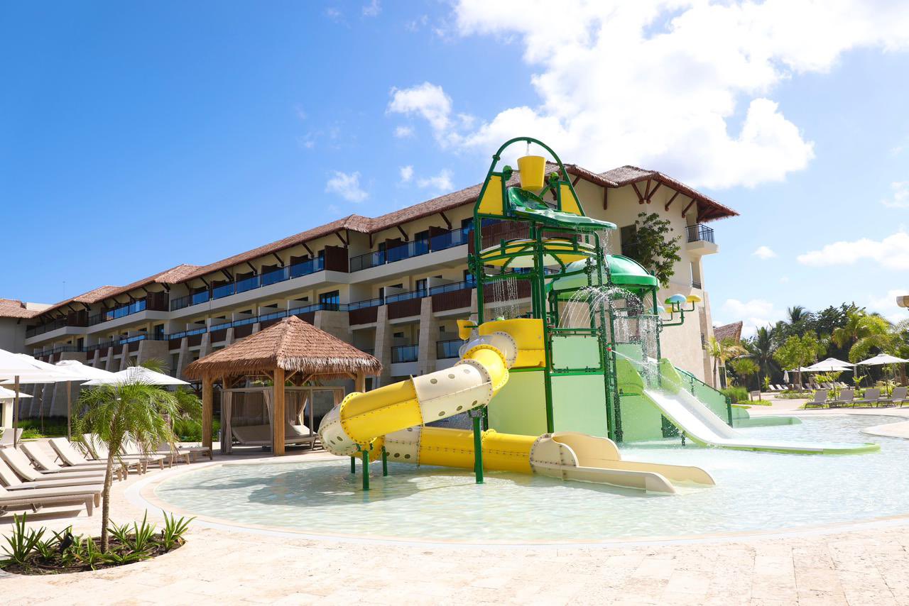 Inauguran nuevos hoteles en Miches.