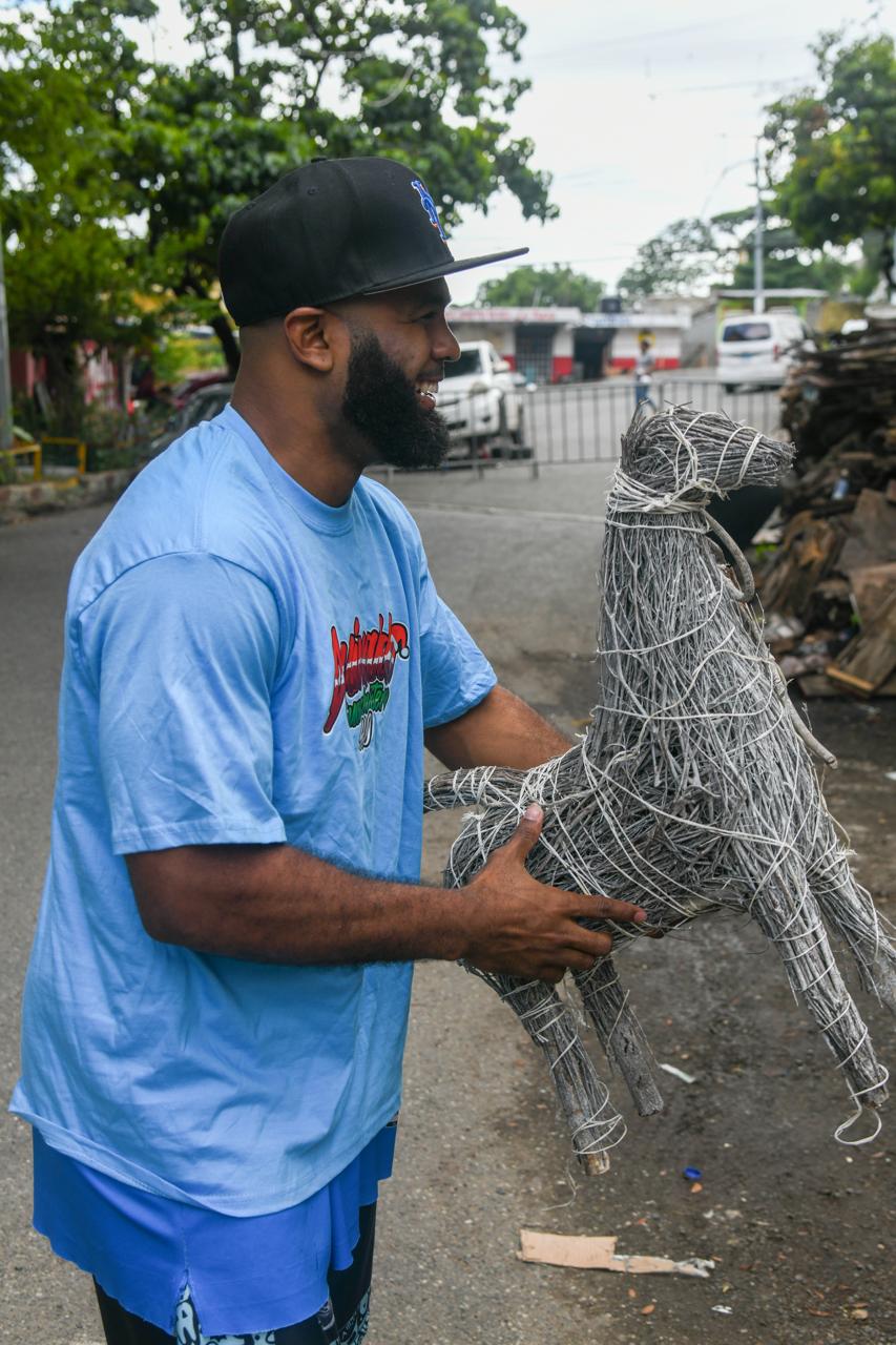Barrios de Santo Domingo se preparan para las fiestas decembrinas