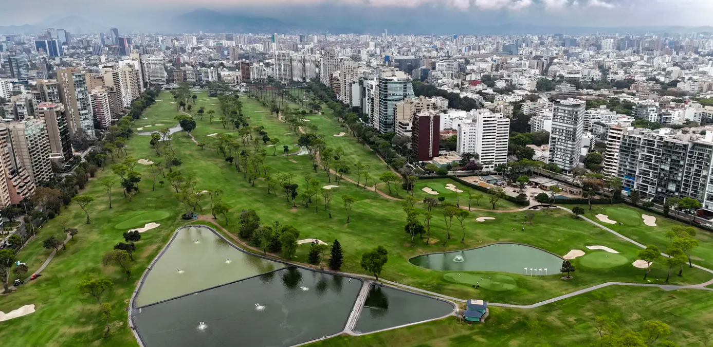 Vista aérea del Lima Golf Club.
