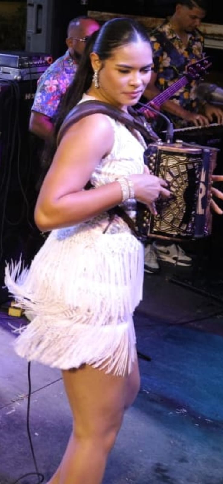 La Princesa del Acordeón en uno de los momentos del Primer Festival Nacional de Música Samaná 2026.