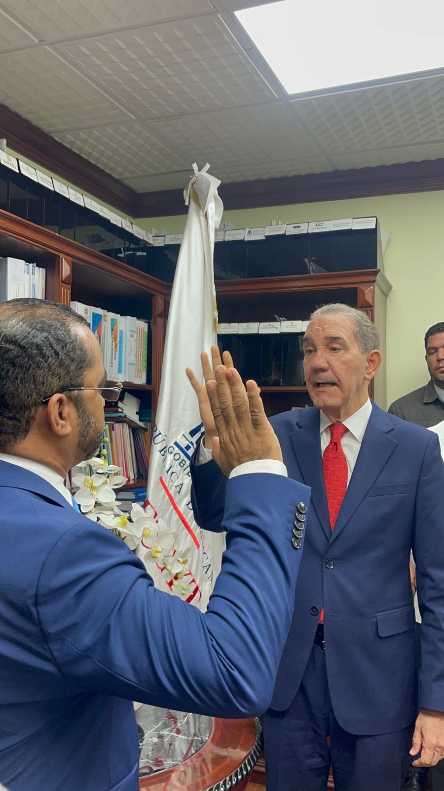 La juramentacion del nuevo rector del ITLA: Jimmy Rosario Bernard