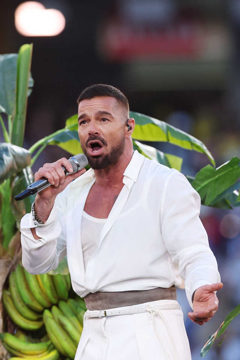 Ricky Martin durante la presentación del show del medio tiempo del Super Bowl