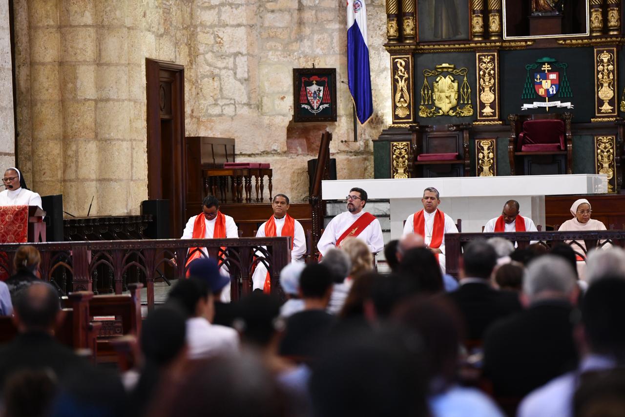 La Iglesia Católica reflexiona sobre los problemas sociales del país en el Sermón de las Siete Palabras.