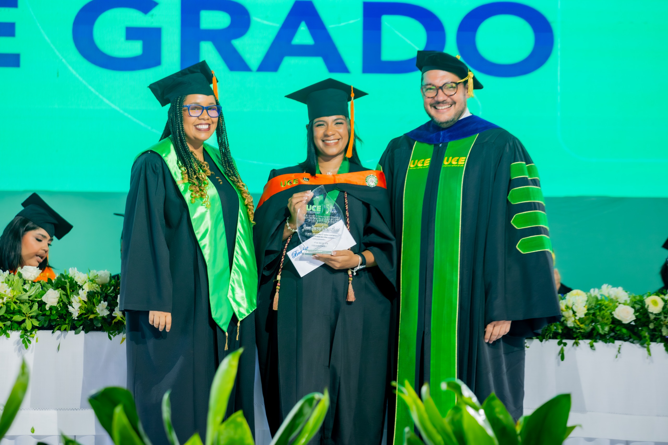 Graduanda Joanna Francisca Corporán Pouriet, del mayor índice académico.