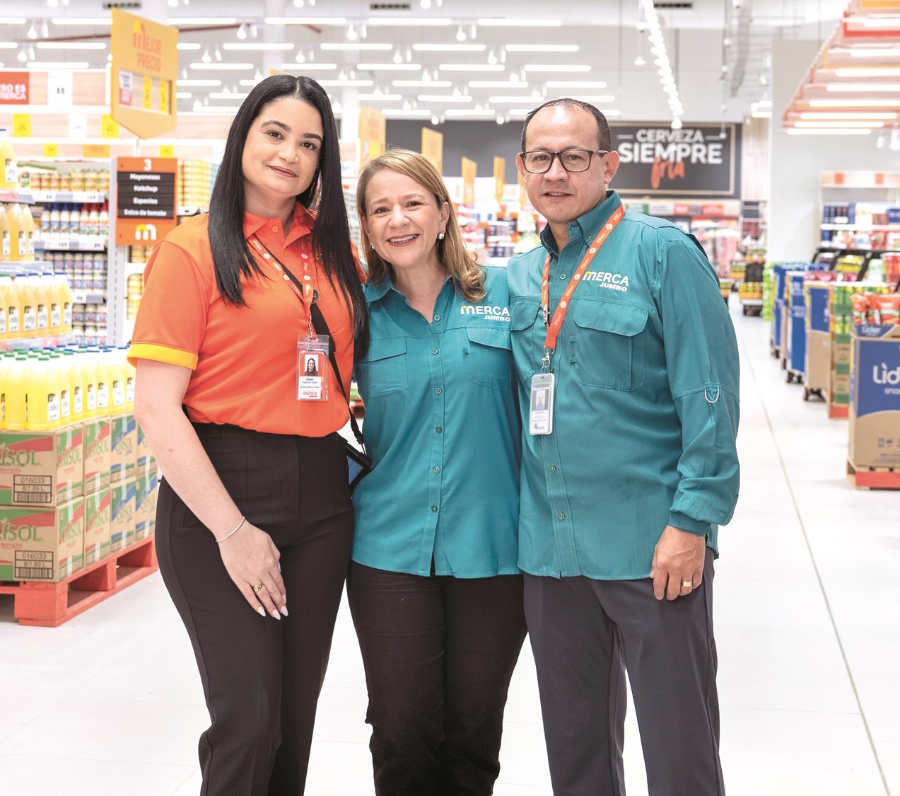 Dileidy Placencia, Zamira Guerrero and Gilberto Jara