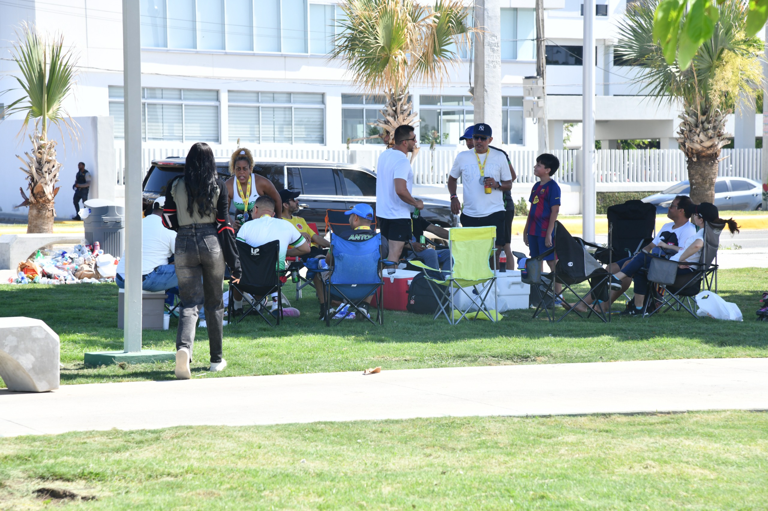 Familiares disfrutando del Malecón Deportivo