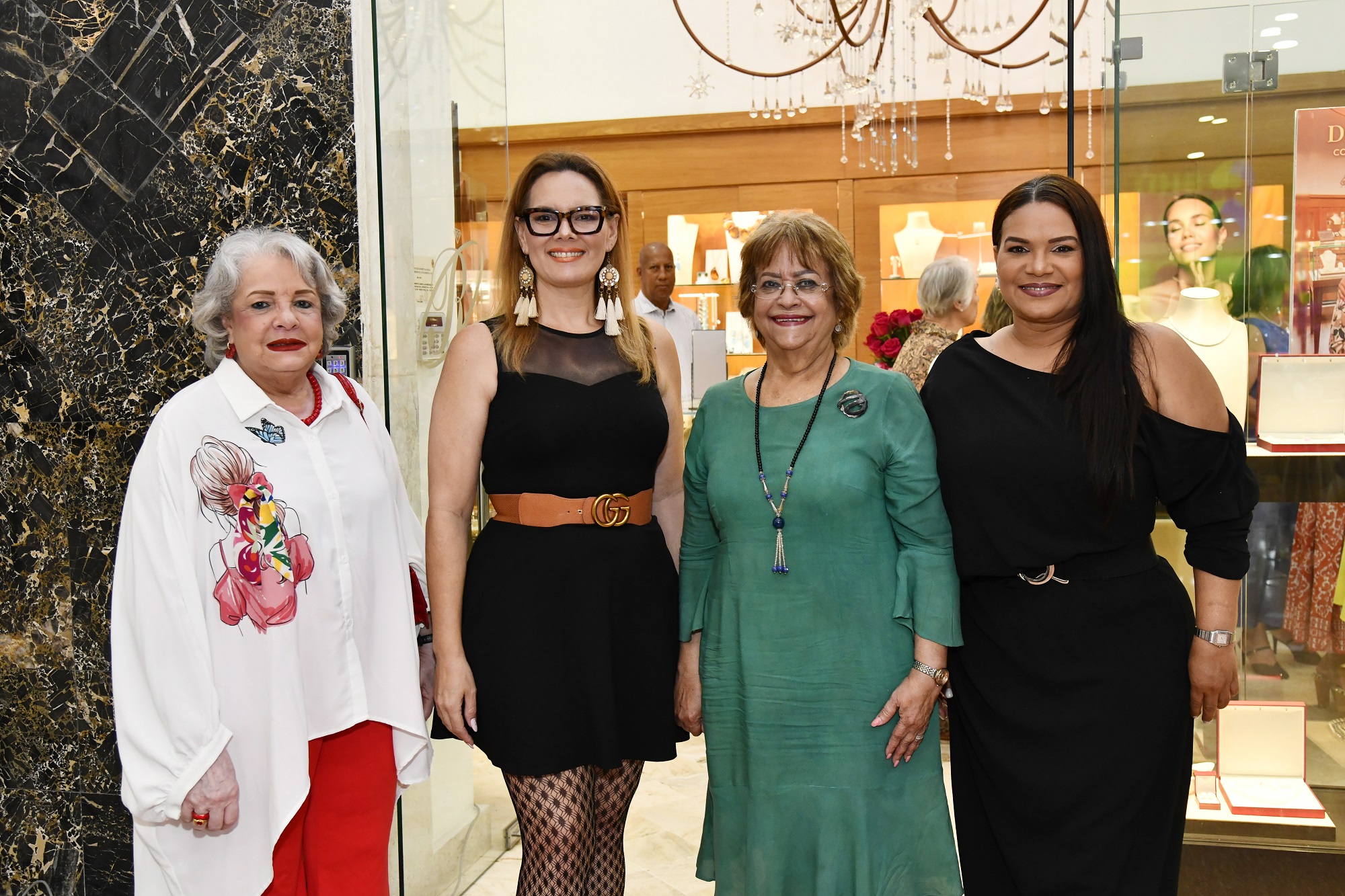 Nieves Colombani, Dennis Sanchez, Veronica Sencion and Sarah Hernández.