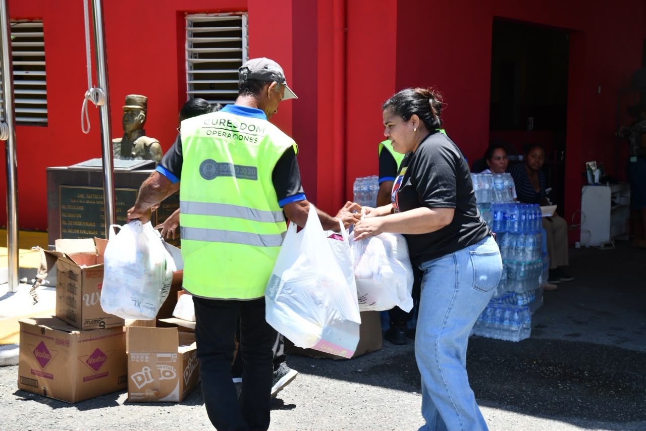 Centro de acopio estación de bomberos de Los Guaricanos