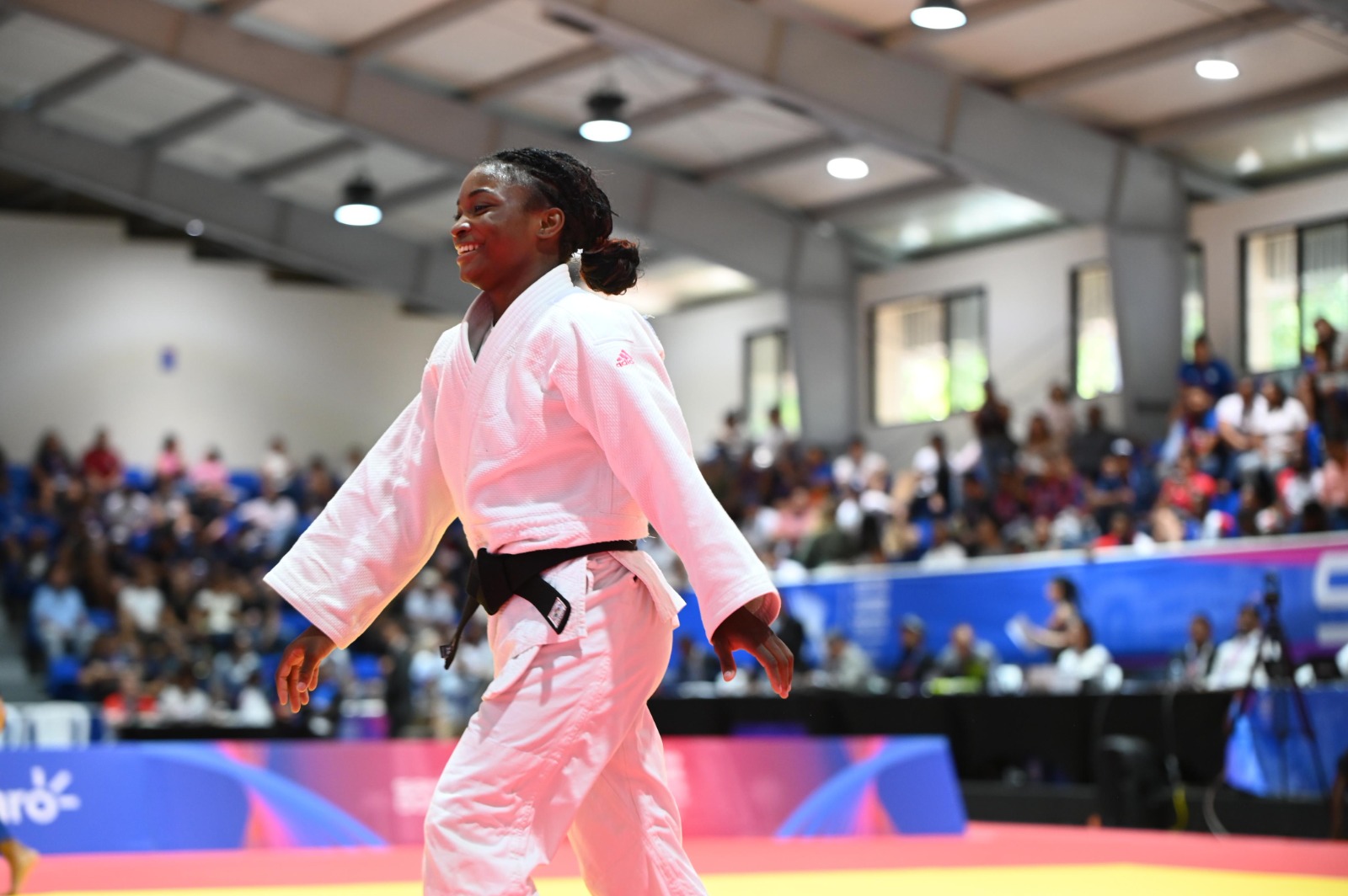 Samantha Josefa se apoderó de la medalla de bronce.