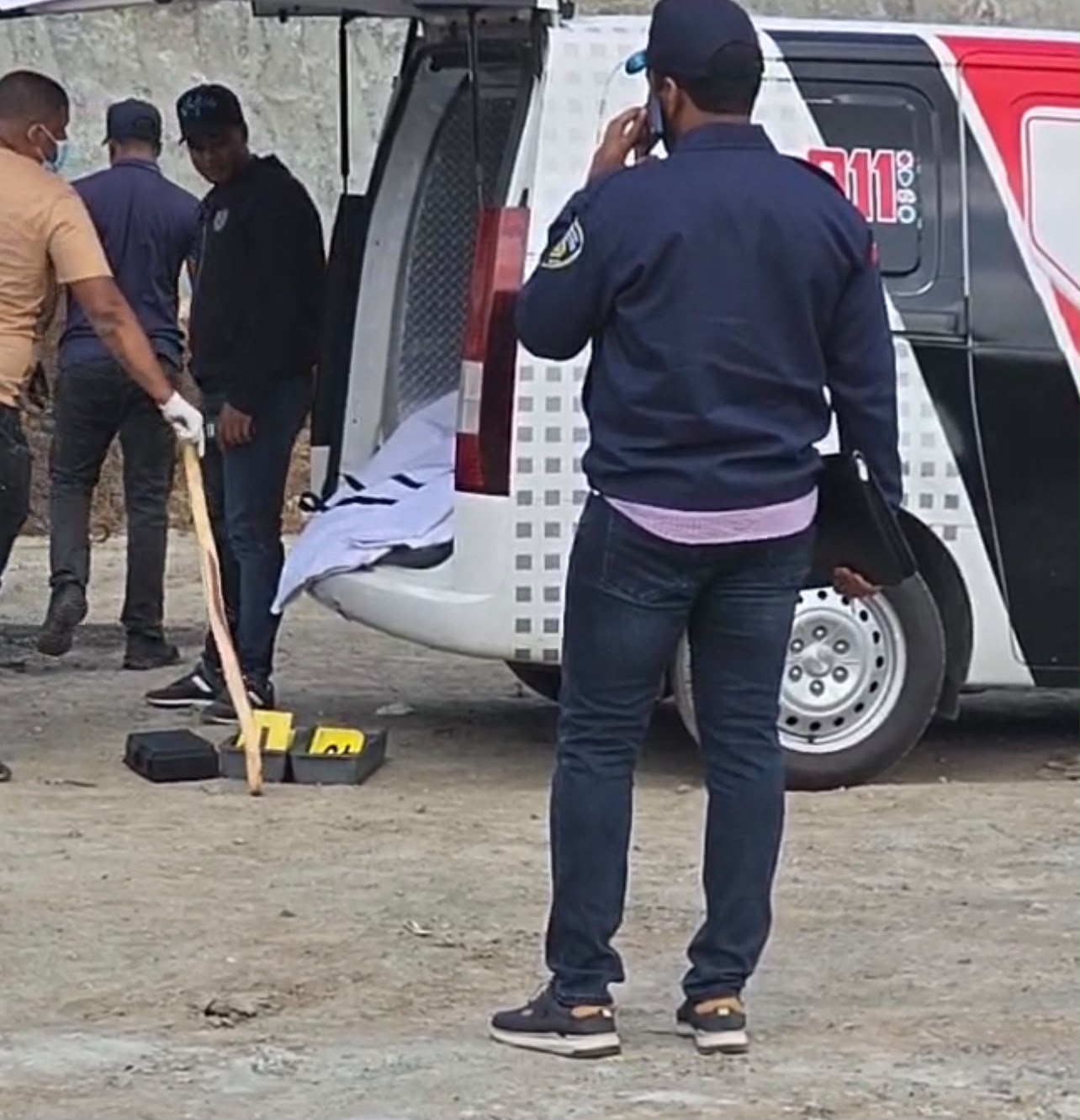 Identifican hombre encontrado calcinado junto a su vehículo en una mina de La Vega