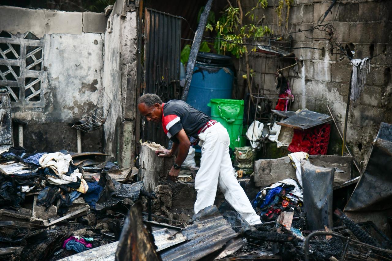 Uno de los afectados por el incendio del Ensanche Capotillo