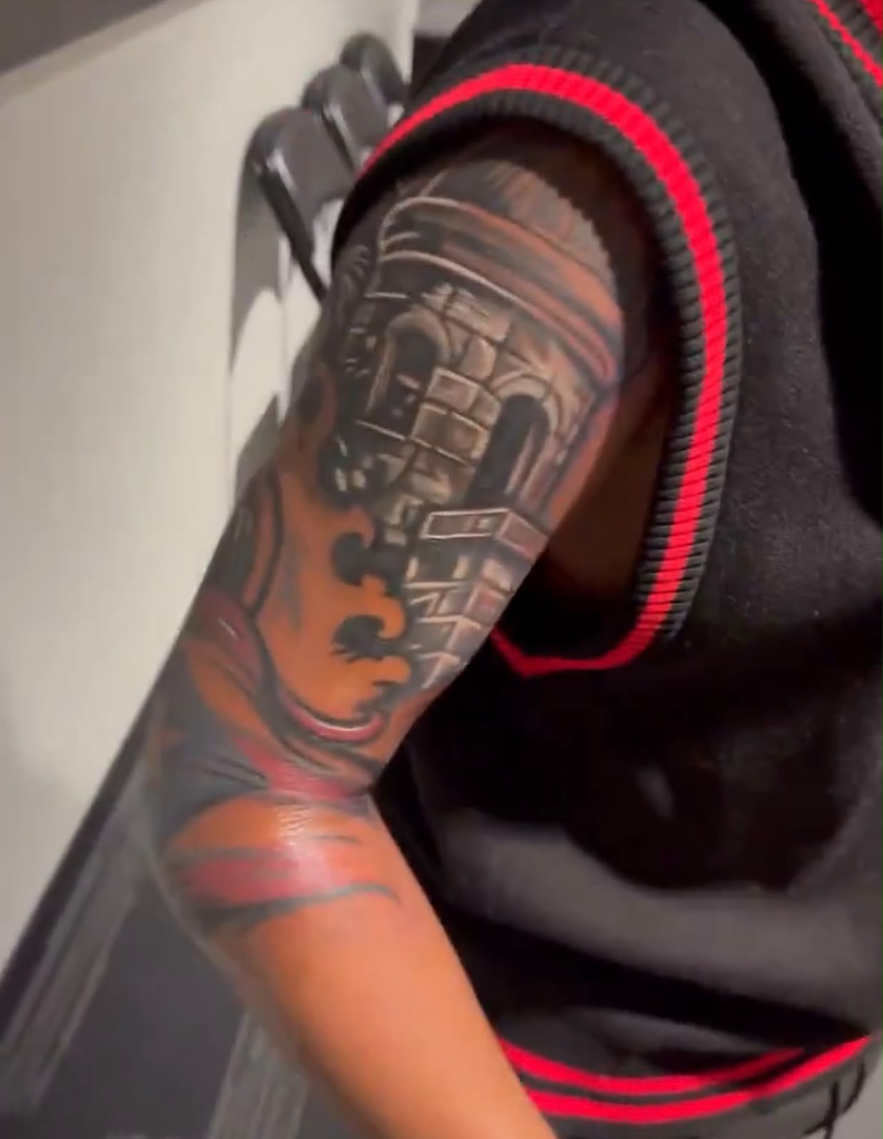 Captura de video del artista Dalvin La Melodía.
