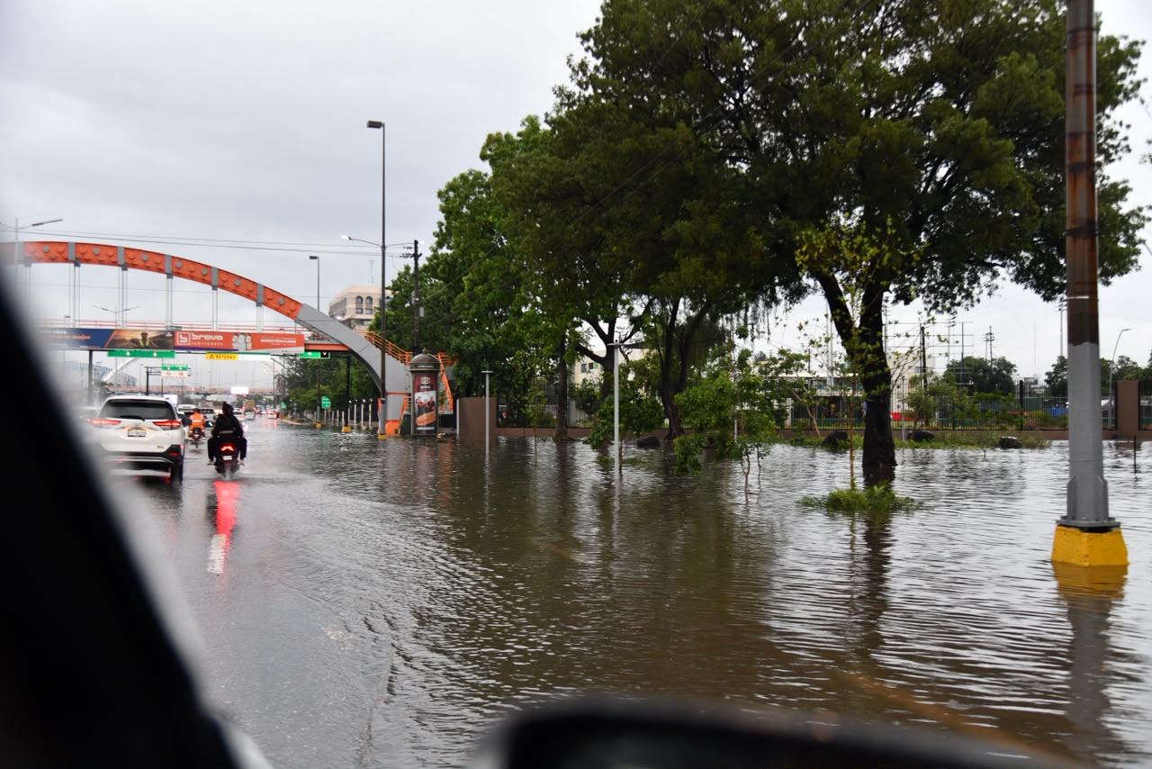 Las lluvias generaron inundaciones urbanas en el gran Santo Domingo