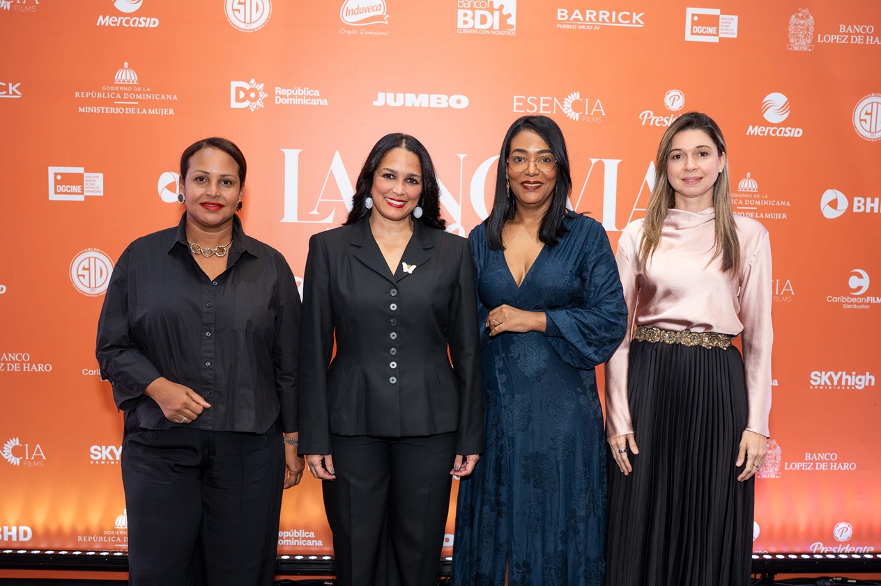 Zumaya Cordero, Ceines TOribio, Lily Luciano y Marianna Vargas durante la presentación de la novia del atl
